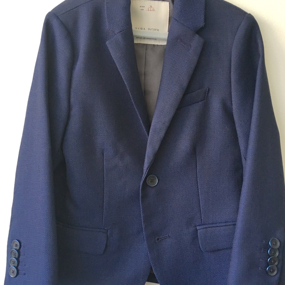 Zara Boys 2 piece suit size 5